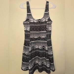 H&M Monochrome Geometric Dress